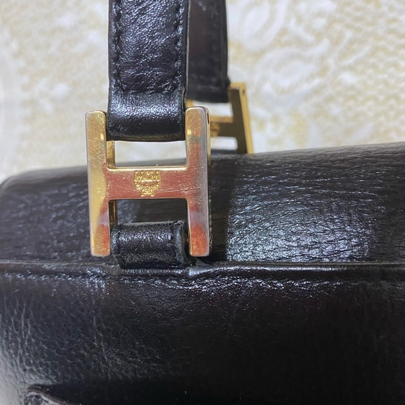AUTHENTIC MCM MINI LEATHER HANDBAG - Picture 11 of 16